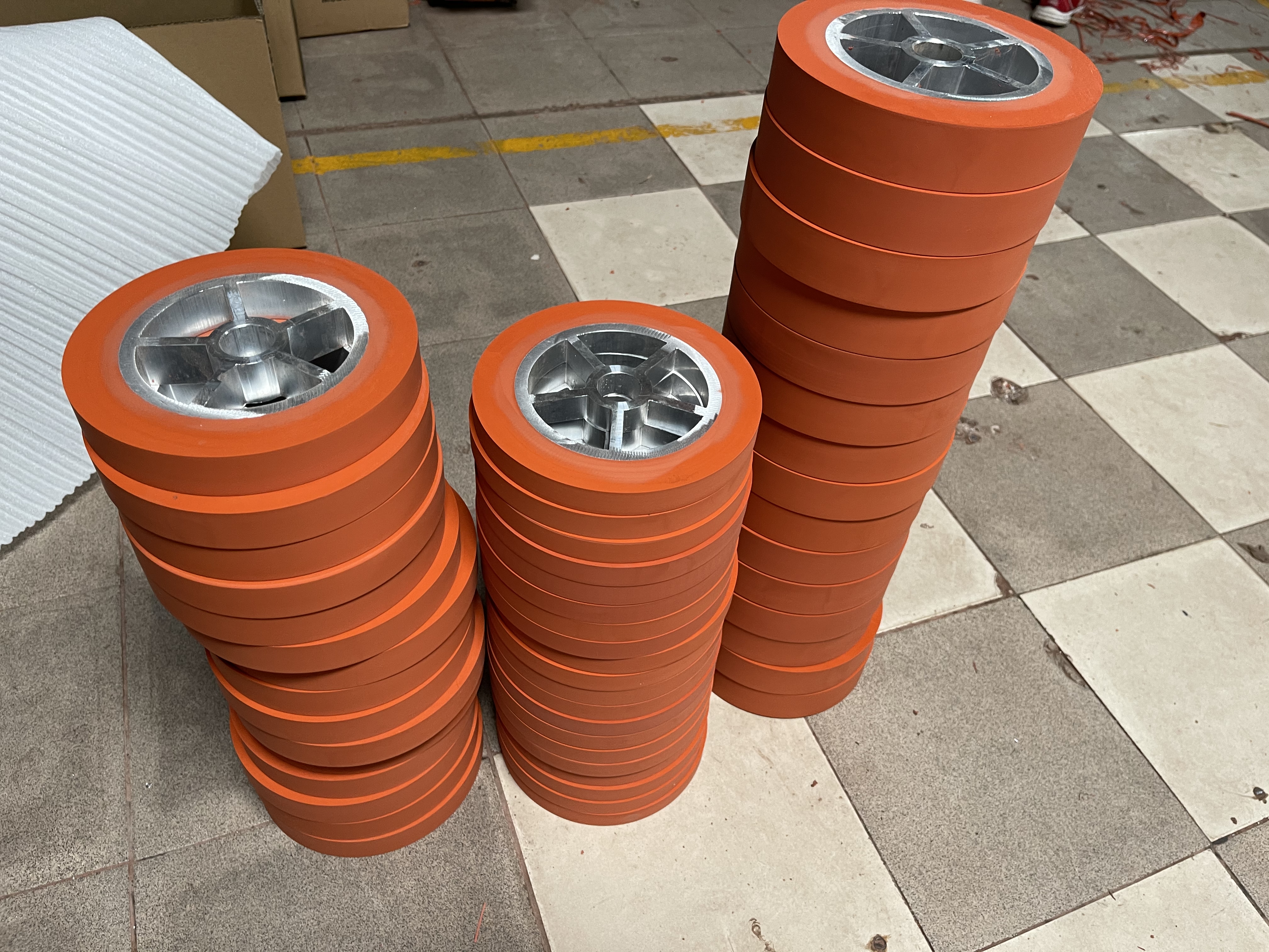 Hot stamping rubber wheel